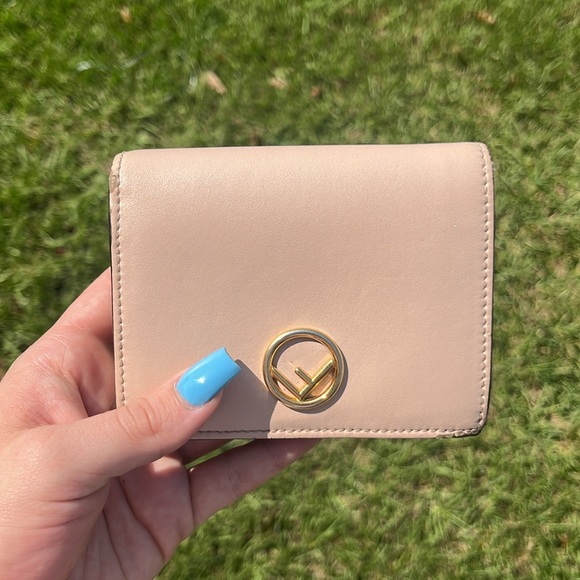 Unlisted - Picture 2 of 5